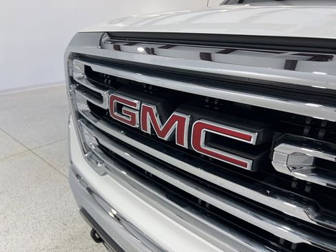 Used 2019 GMC Sierra 1500 SLT w/ SLT Premium Package image 25