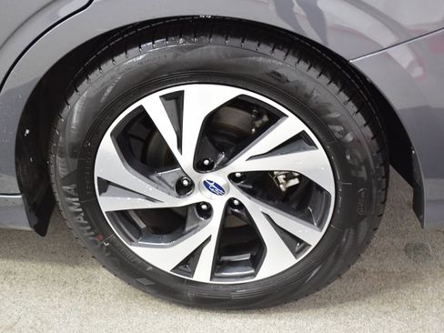 Used 2025 Subaru Legacy Premium AWD/4WD image 32
