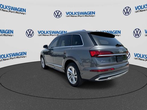 Used 2023 Audi Q7 3.0T Premium AWD/4WD image 12