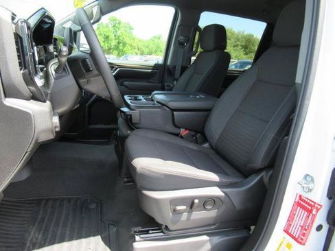 Certified 2025 Chevrolet Silverado 2500 LT w/ Convenience Package AWD/4WD image 17