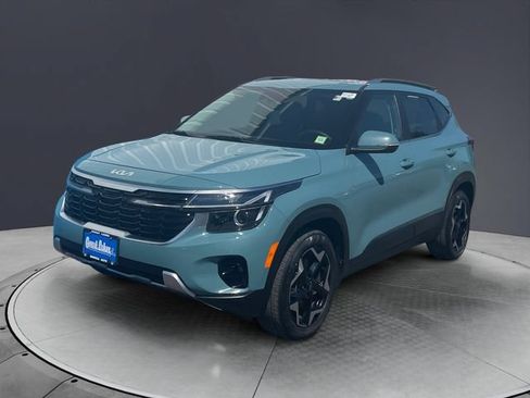 Used 2024 Kia Seltos EX AWD/4WD image 7