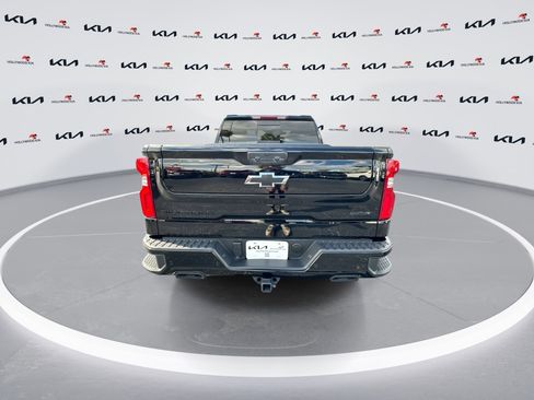 Used 2025 Chevrolet Silverado 1500 RST w/ Dark Appearance Package image 7