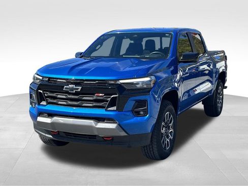 Used 2023 Chevrolet Colorado Z71 image 9