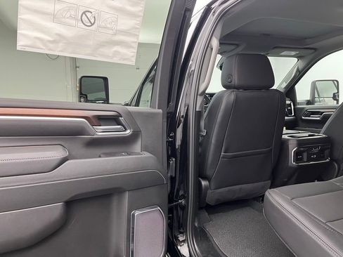 New 2025 GMC Sierra 2500 Denali w/ Technology Package image 35