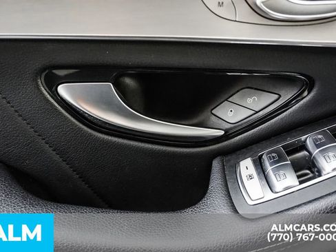 Used 2022 Mercedes-Benz GLC 300 4MATIC Coupe image 48