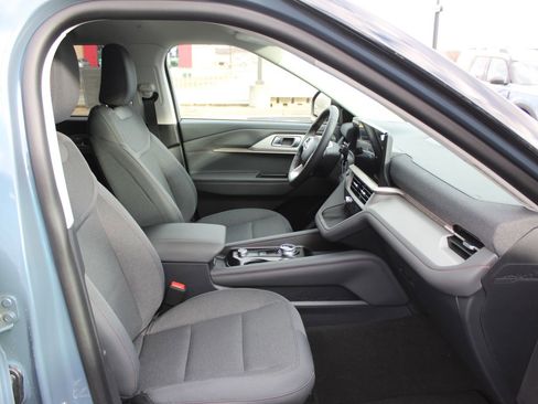 New 2026 Ford Explorer Active AWD/4WD image 13