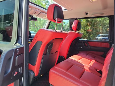 Used 2017 Mercedes-Benz G 550 image 16