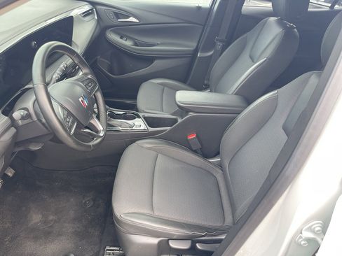Used 2025 Buick Encore GX Preferred AWD/4WD image 14