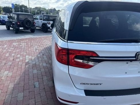 Used 2021 Honda Odyssey Touring image 10