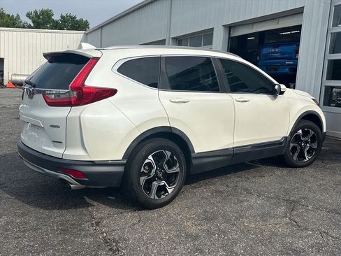 Used 2018 Honda CR-V Touring image 10