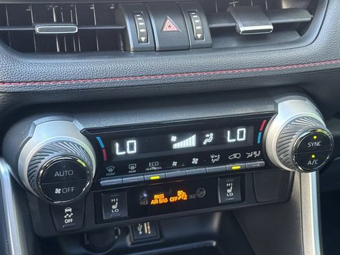 Certified 2024 Toyota RAV4 XSE AWD/4WD image 19