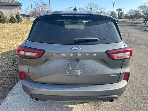 Used 2024 Ford Escape ST-Line w/ Tech Pack #1 AWD/4WD image 10