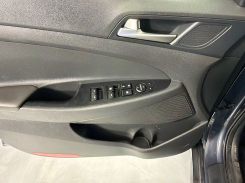 Used 2019 Hyundai Tucson Value w/ Cargo Package AWD/4WD image 11