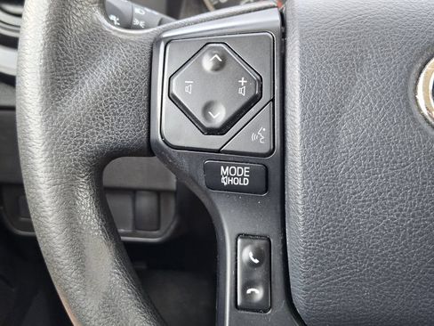 Used 2020 Toyota Tacoma SR RWD image 27