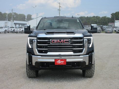 New 2025 GMC Sierra 2500 SLT w/ SLT Convenience Package image 12