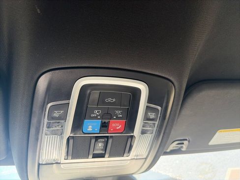 Used 2025 RAM 1500 Big Horn AWD/4WD image 15