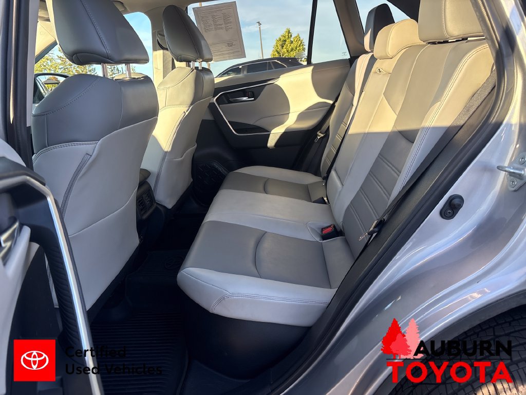 Certified 2021 Toyota RAV4 XLE Premium AWD/4WD image 26