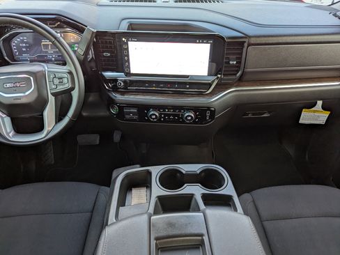 Certified 2023 GMC Sierra 1500 SLE image 13