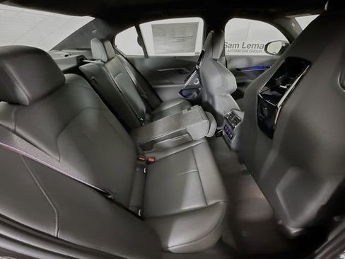 New 2026 BMW M5 w/ Carbon Package image 27