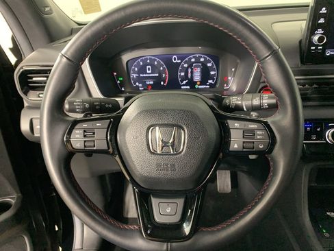 Used 2025 Honda Pilot Black Edition image 24