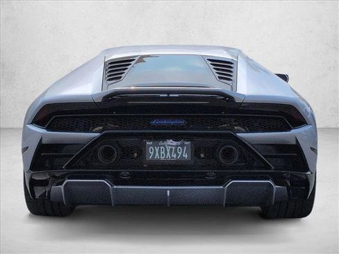 Used 2023 Lamborghini Huracan EVO RWD image 7