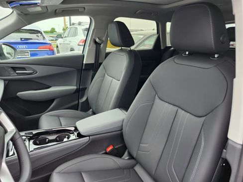 New 2026 Audi Q3 quattro 2.0T AWD/4WD image 11
