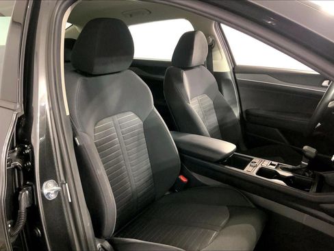 Used 2025 Kia K5 LXS FWD image 7