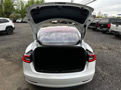 Used 2018 Tesla Model 3 Long Range image 12