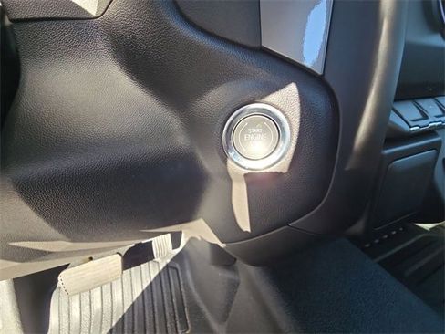 New 2026 Chevrolet Silverado 1500 W/T image 17