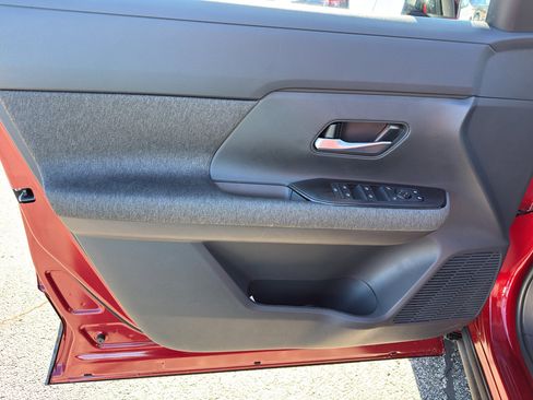 New 2026 Nissan Kicks SV w/ SV Premium Package image 13