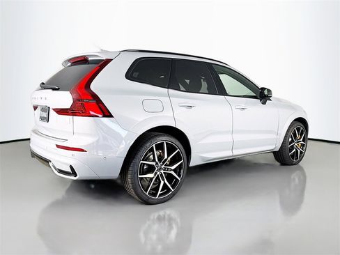New 2026 Volvo XC60 T8 Polestar w/ Protection Package Premier image 7