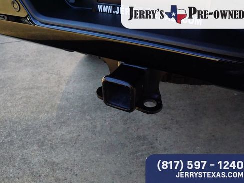 Used 2025 Chevrolet Silverado 2500 ZR2 w/ Technology Package AWD/4WD image 24
