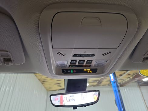 Used 2023 Buick Enclave Avenir w/ Avenir Technology Package image 20