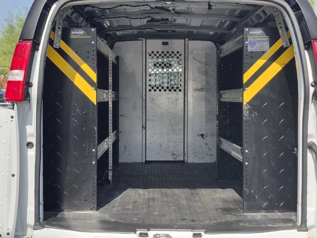 Used 2023 GMC Savana 2500 w/ Driver Convenience Package RWD image 25