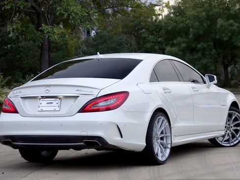 Used 2015 Mercedes-Benz CLS 400 image 3