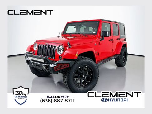 Used 2016 Jeep Wrangler Unlimited Sahara w/ Max Tow Package AWD/4WD image 1