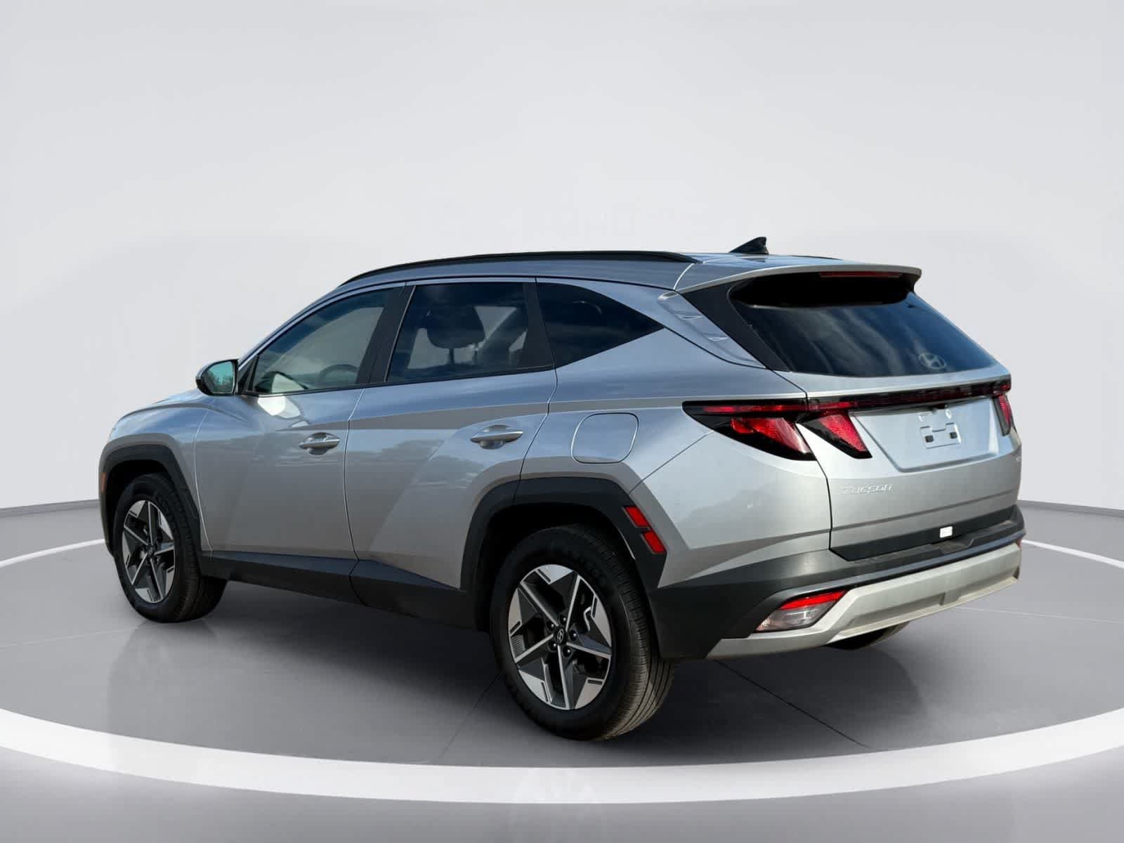 Used 2025 Hyundai Tucson SEL AWD/4WD image 4
