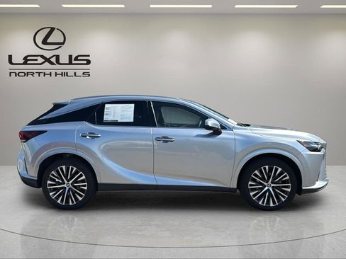 Used 2025 Lexus RX 350 w/ Convenience Package AWD/4WD image 5
