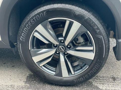 Certified 2023 Nissan Rogue SL w/ SL Premium Package image 24