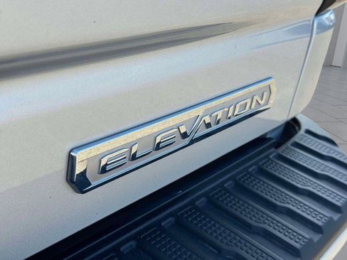 Used 2022 GMC Sierra 1500 Elevation AWD/4WD image 12