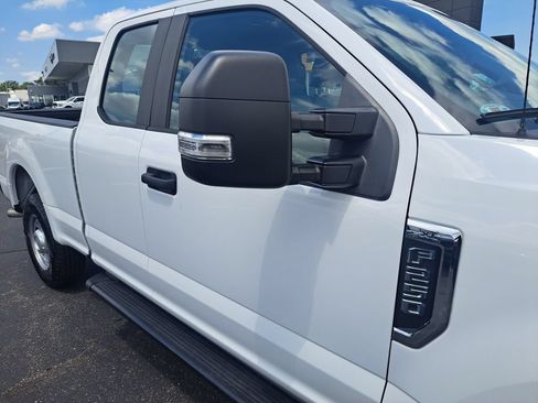 Used 2020 Ford F250 XL w/ Power Equipment Group RWD image 31