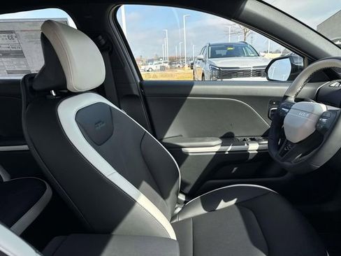 New 2026 Kia K4 GT-Line image 13