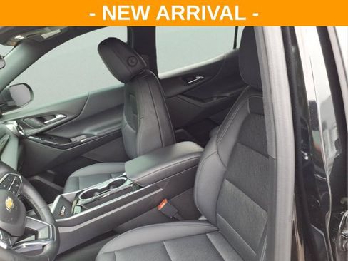 Used 2025 Chevrolet Equinox LT w/ Convenience Package II FWD image 14