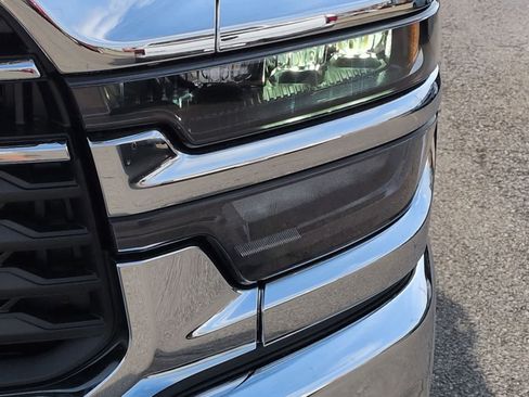 New 2026 RAM 2500 Tradesman AWD/4WD image 11