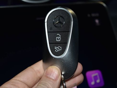 Certified 2025 Mercedes-Benz C 300 4MATIC Sedan image 14