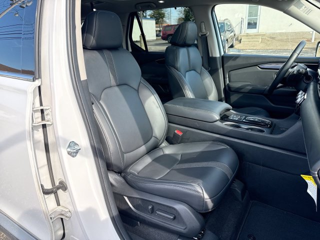 Used 2025 Honda Pilot Touring image 26