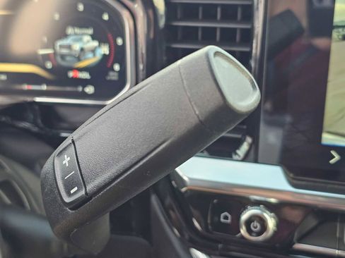 New 2026 GMC Sierra 2500 SLT w/ SLT Convenience Package image 32