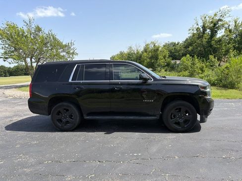 Used 2018 Chevrolet Tahoe LT w/ Luxury Package RWD image 2