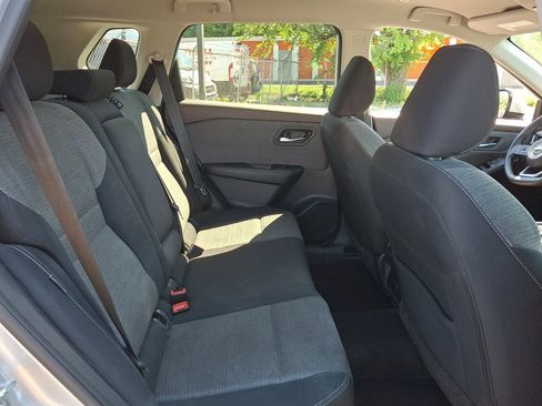 Used 2023 Nissan Rogue SV AWD/4WD image 15