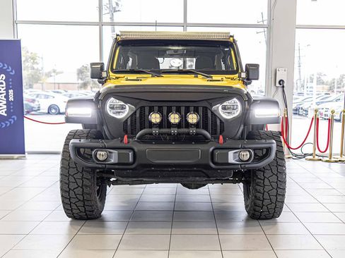 Used 2020 Jeep Wrangler Unlimited Rubicon w/ Dual Top Group image 2
